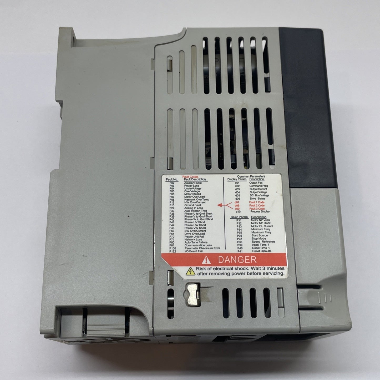 Allen-Bradley 22A-D2P3N104 PowerFlex 4 480VAC 3PH 0.75kW AC Drive