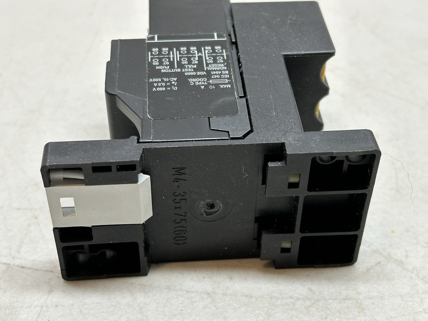 ALLEN BRADLEY 193-BSB 22 SER B OVERLOAD 1.5-2.3A RANGE W/ 193-BPM1 SER C ADAPTER