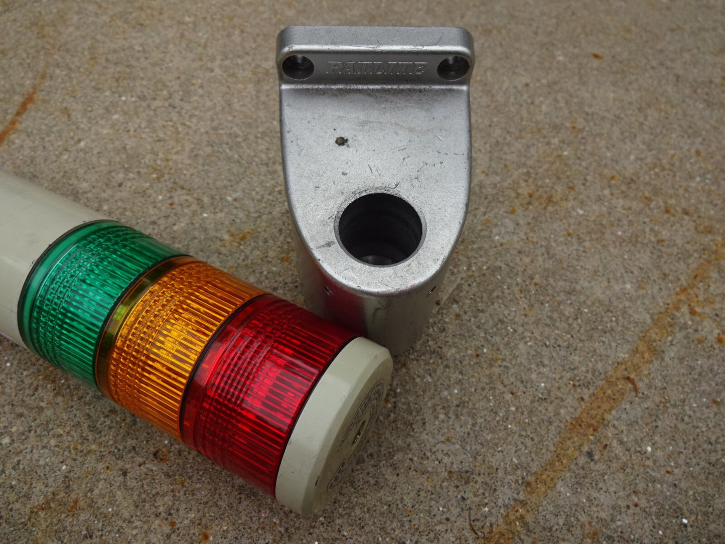 PATLITE / LE-FBP / 24V AC/DC / 0.6W/ 1 STACK  GREEN YELLOW RED