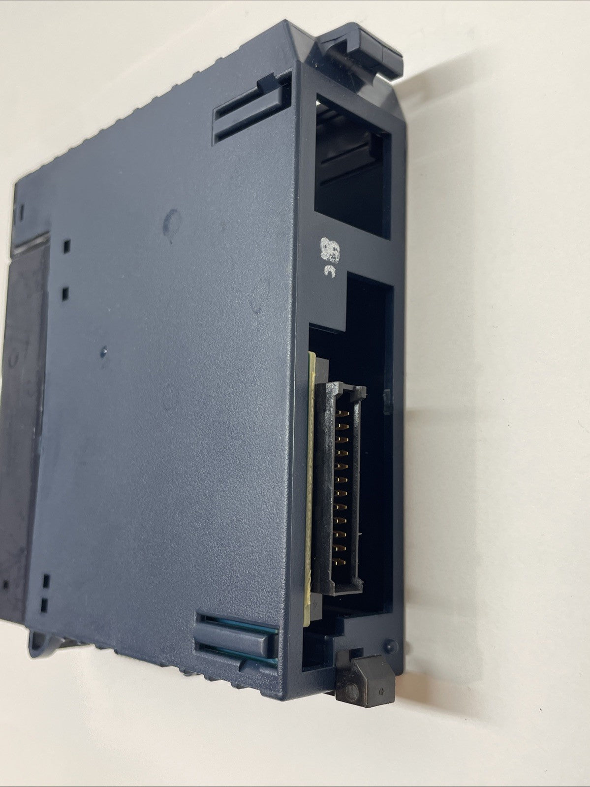 GE Fanuc IC694MDL930C RX3i 8-Pt Isolated Relay Output Module 4A 24VDC/120-240VAC
