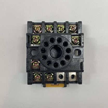 YOUNG ELECTRONICS NDS-11 RELAY 11 PIN SOCKET 10A 300V DIN RAIL MOUNT NDS11 CRDB