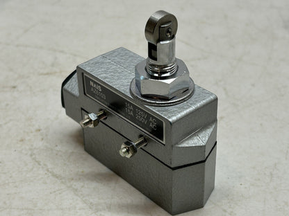 NAIS AZ6103 LIMIT SWITCH 15A / 125VAC / 250VAC / NEW NO BOX