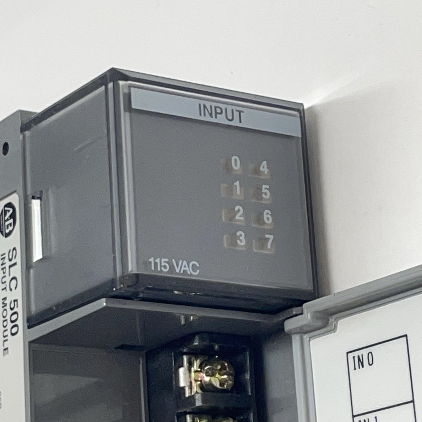 Allen Bradley 1746-IA8 Input Module SLC 500 Series A