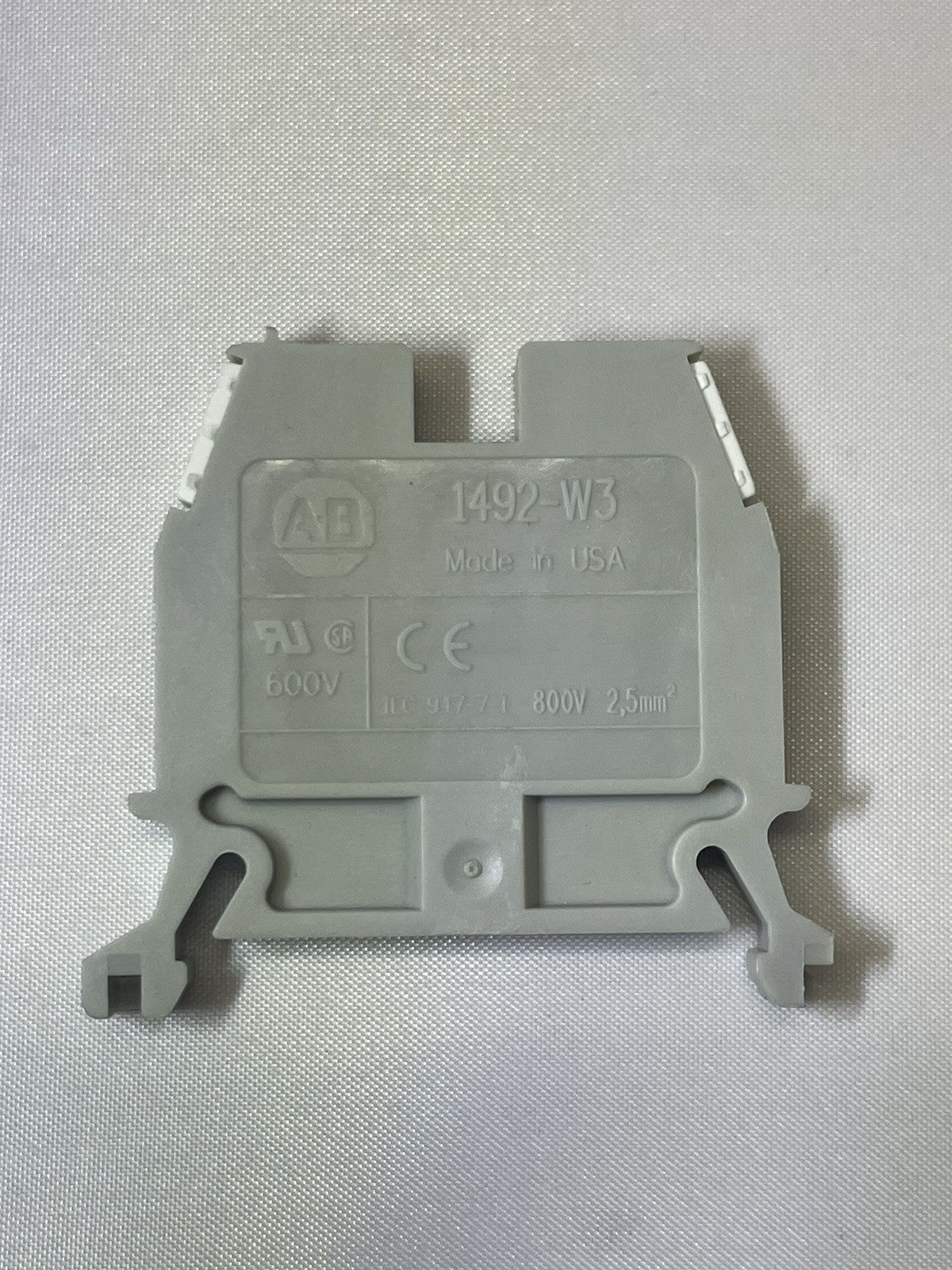 NEW Allen Bradley 1492-W3 Terminal Blocks, Lot of 14