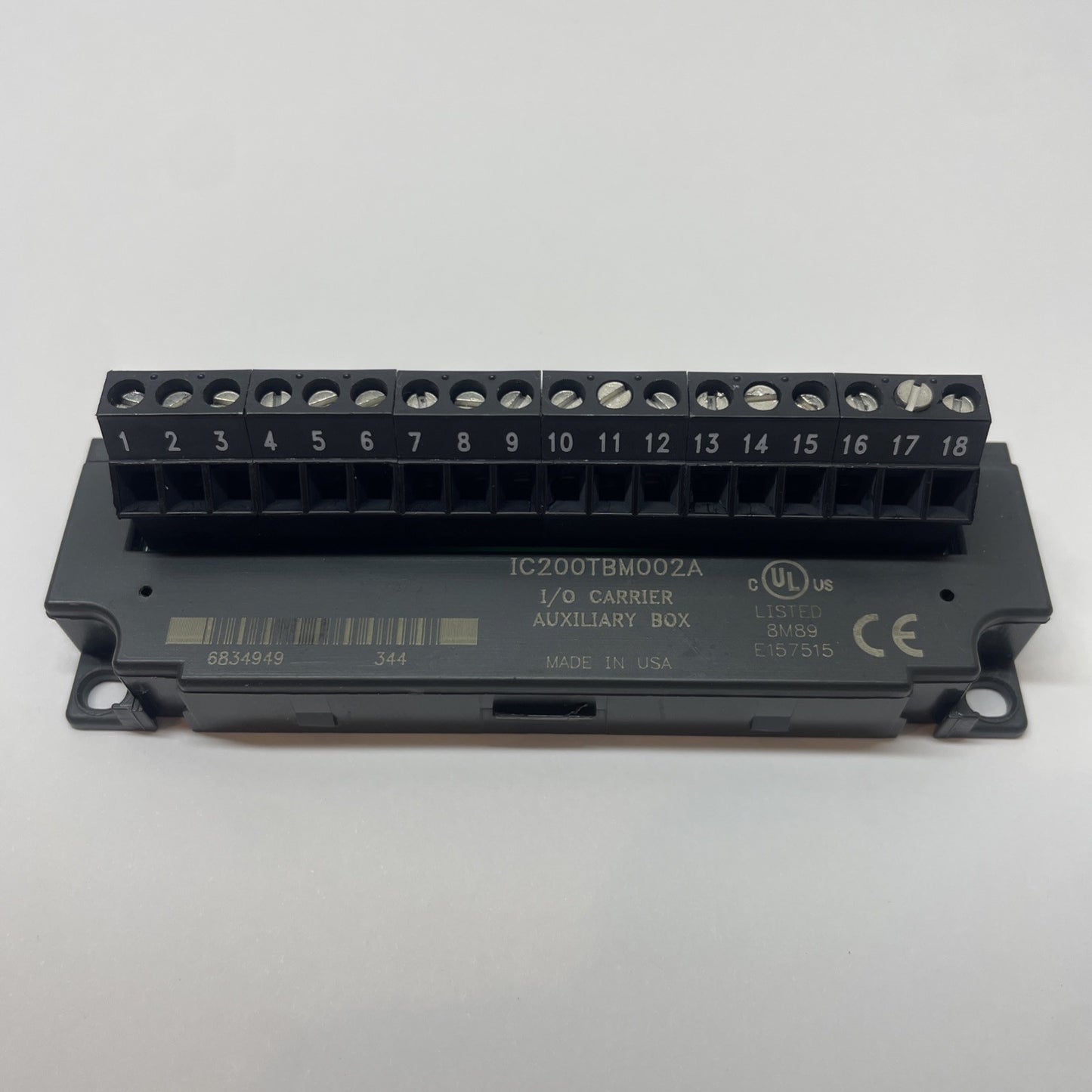 GE/Emerson VersaMax IC200TBM002A I/O Carrier Auxiliary Box / Terminal Strip