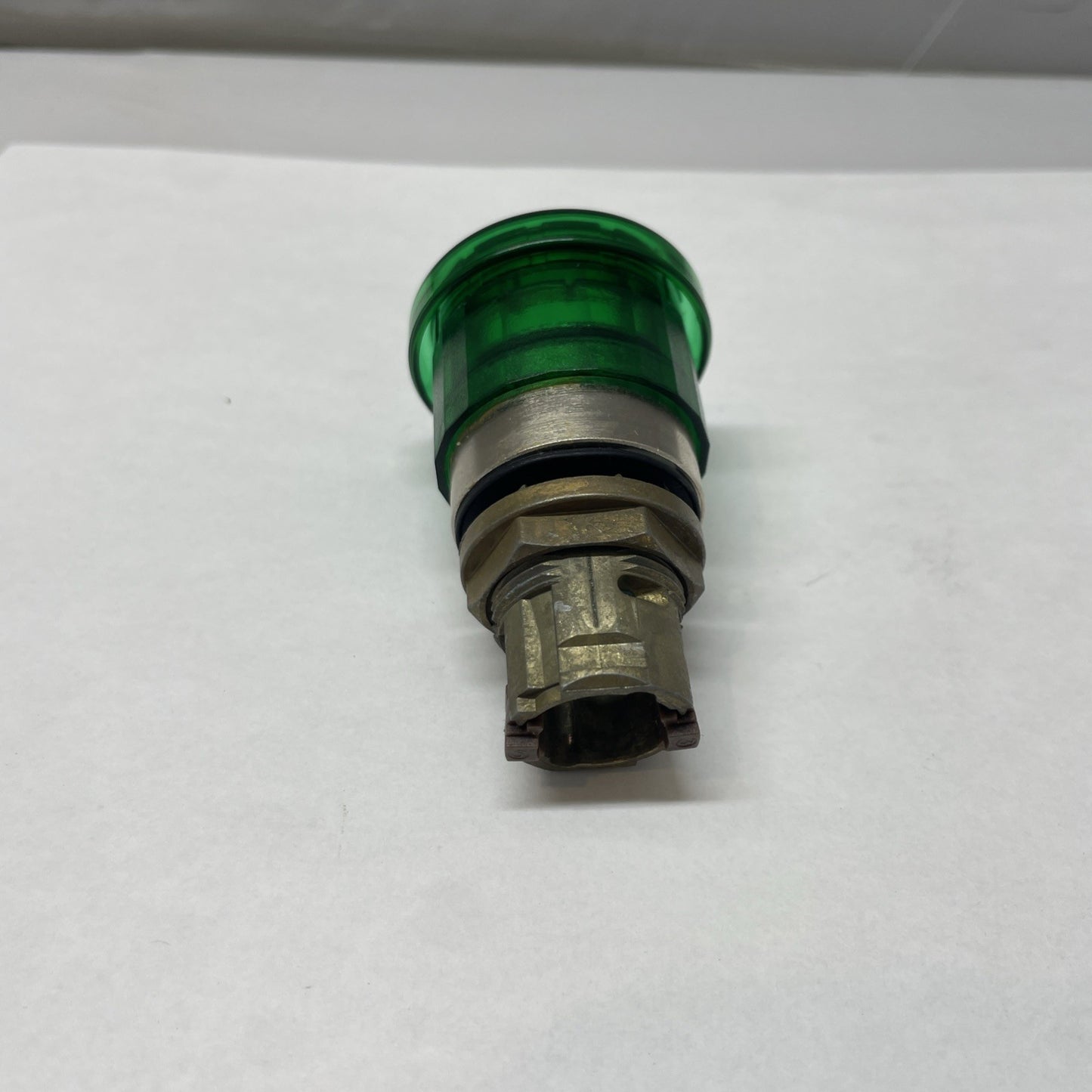 Allen-Bradley 800EM SERIES Mushroom Push Button Green plastic cap