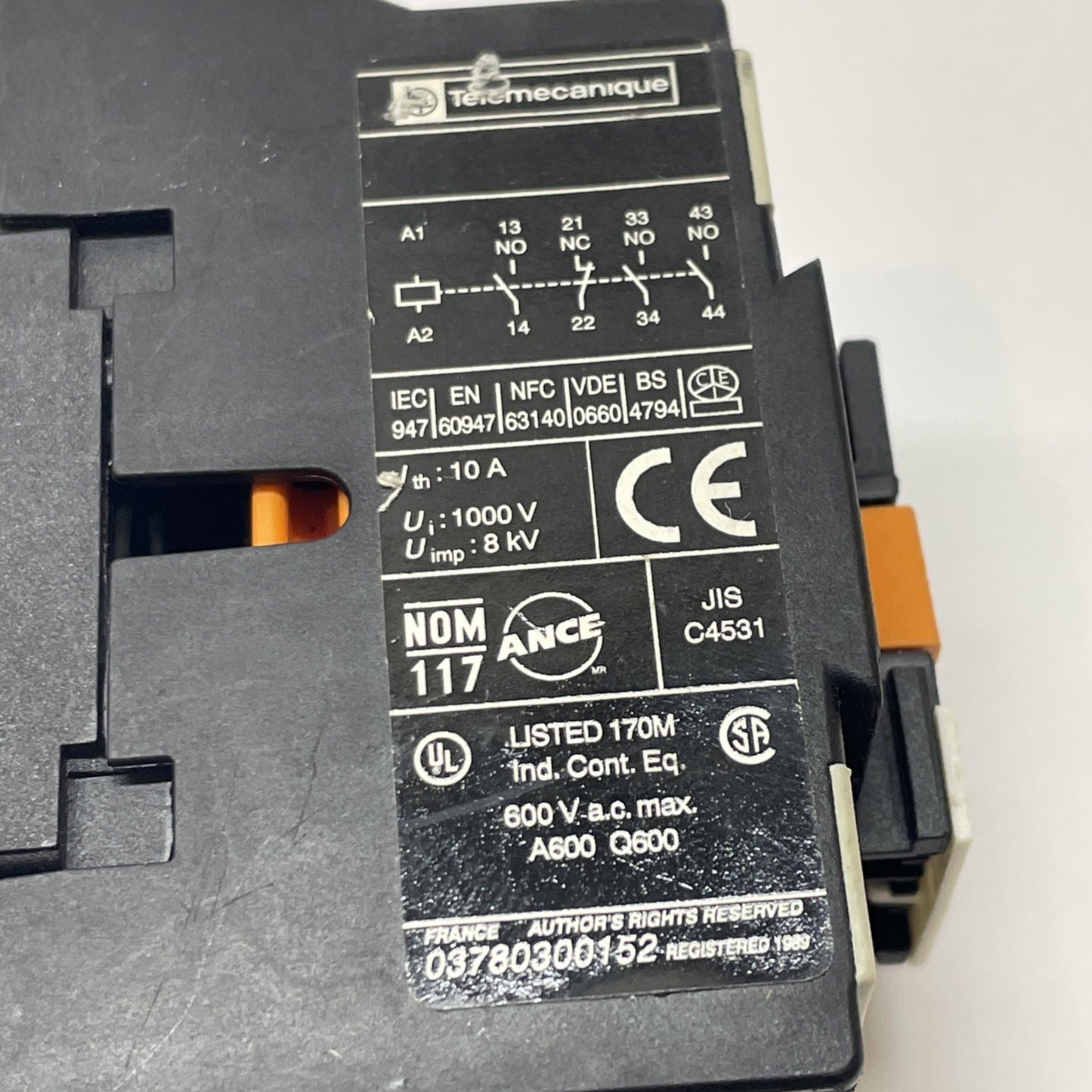 Telemecanique CA3 DN 31 Control Relay 10 Amp 24 VDC 600 V Max