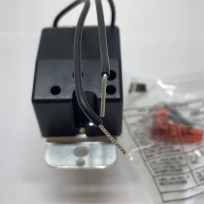 Lightolier D600-PP Push Dimmer Switch 600W 120V Ivory Single Pole Incandescent