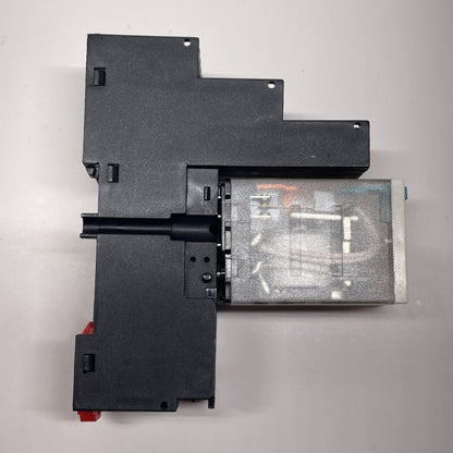 Schneider RXZE2S114M 250VAC 10A Relay Base w/ RXM4AB2BD Relay