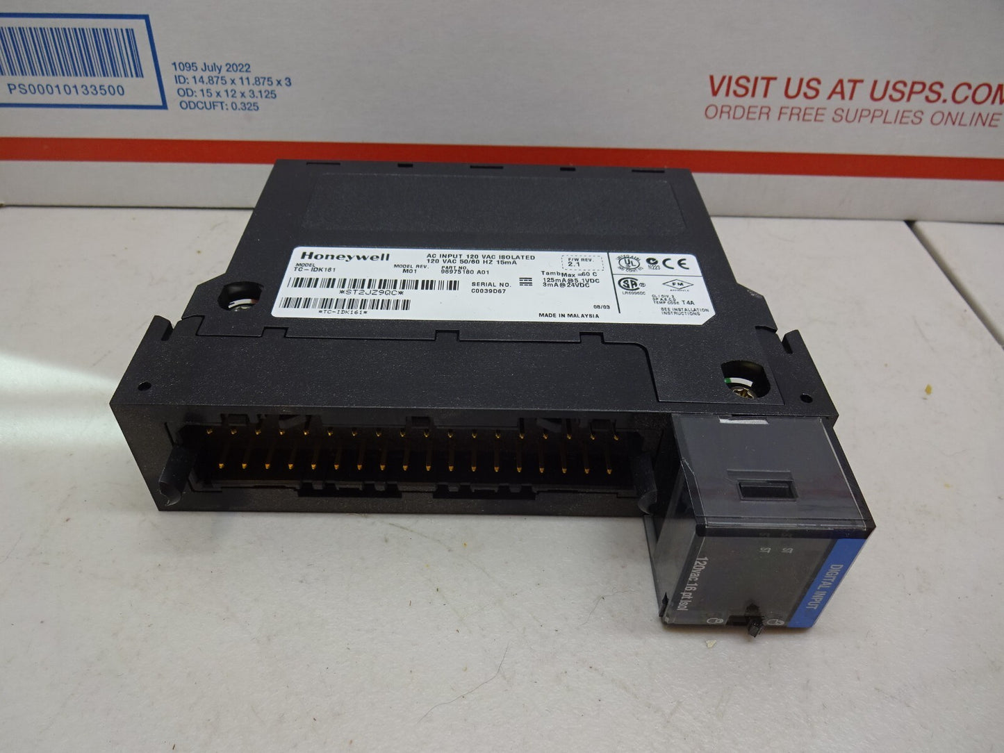HONEYWELL TC-IDK161 / M01 / AC INPUT 120 VAC ISOLATED MODULE 50/60 HZ 15MA
