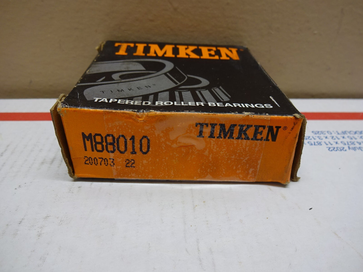TIMKEN M88010 / TAPERED ROLLER BEARING CUP CONTROLLED STAND / NEW IN BOX