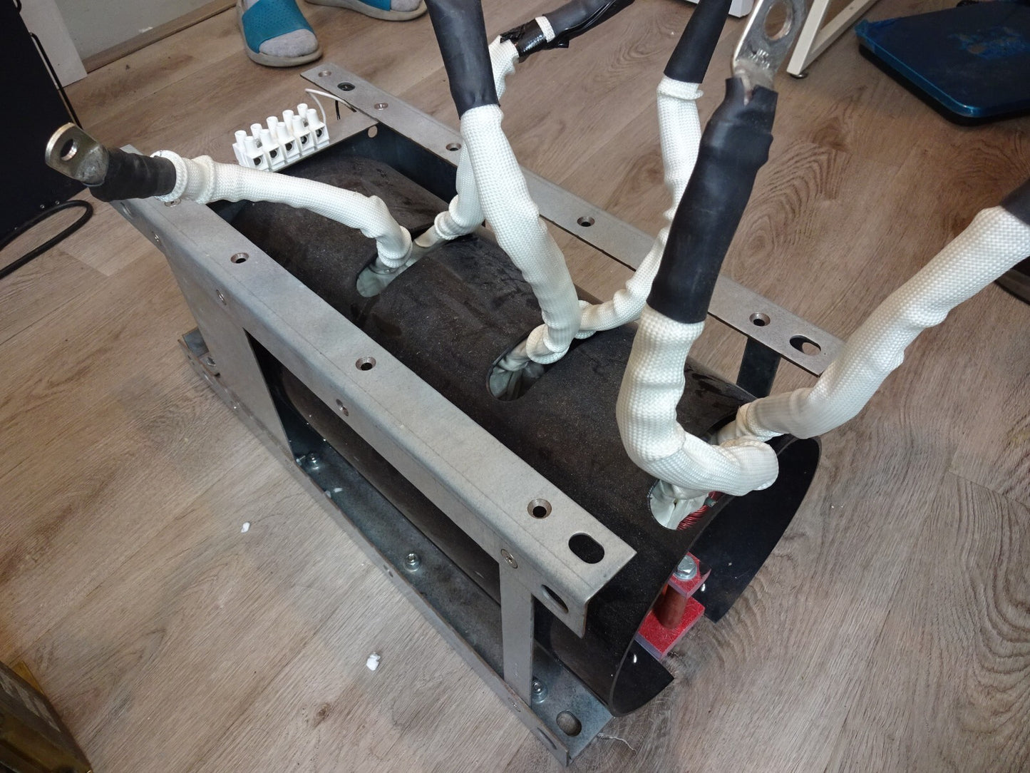 FAN COOLED INDUCTOR 3% 250AMP 90MH