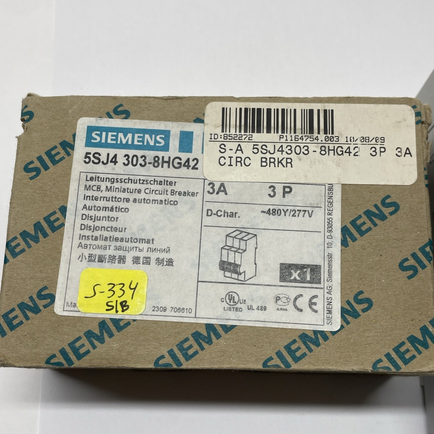 Siemens 5SJ4 303-8HG42 / 5SJ43038HG42  MCB 3-Pole 3A 480/277 VAC