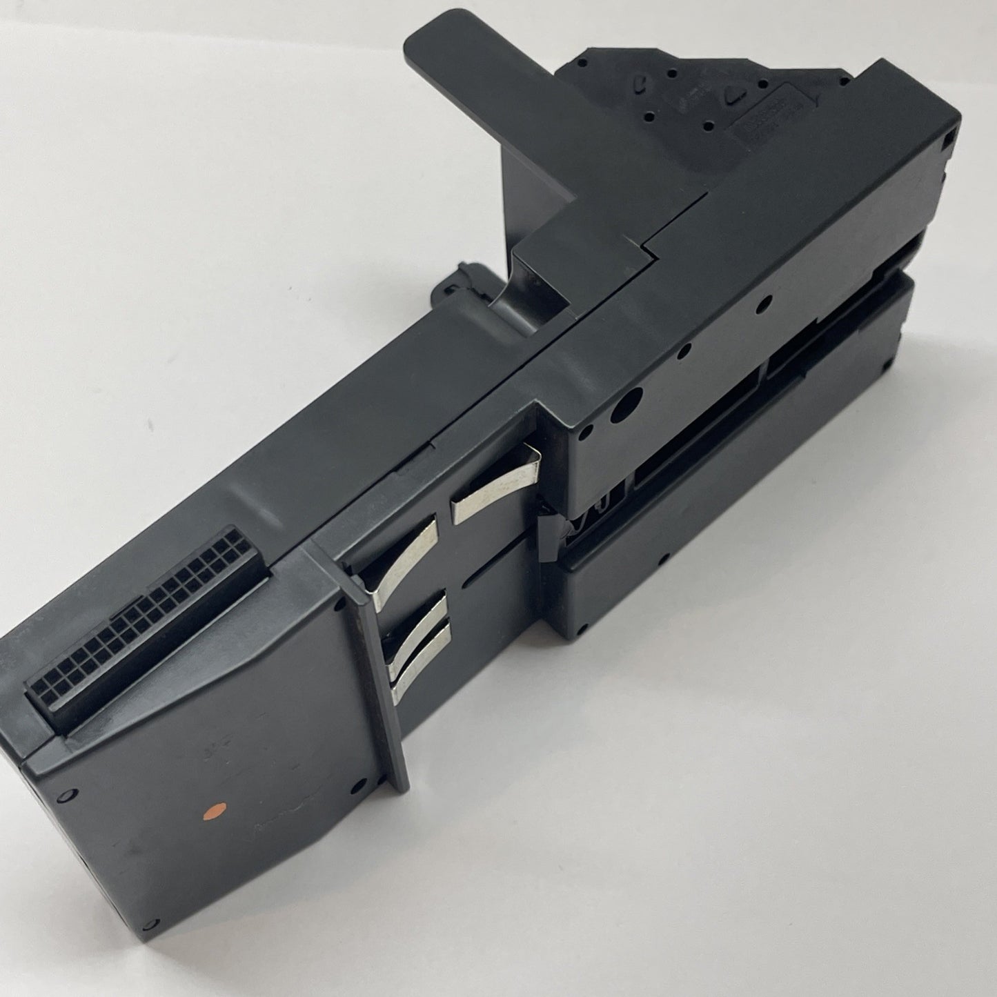 GE Fanuc IC200CHS025J VersaMax Compact Spring-Style I/O Carrier (36-terminals)