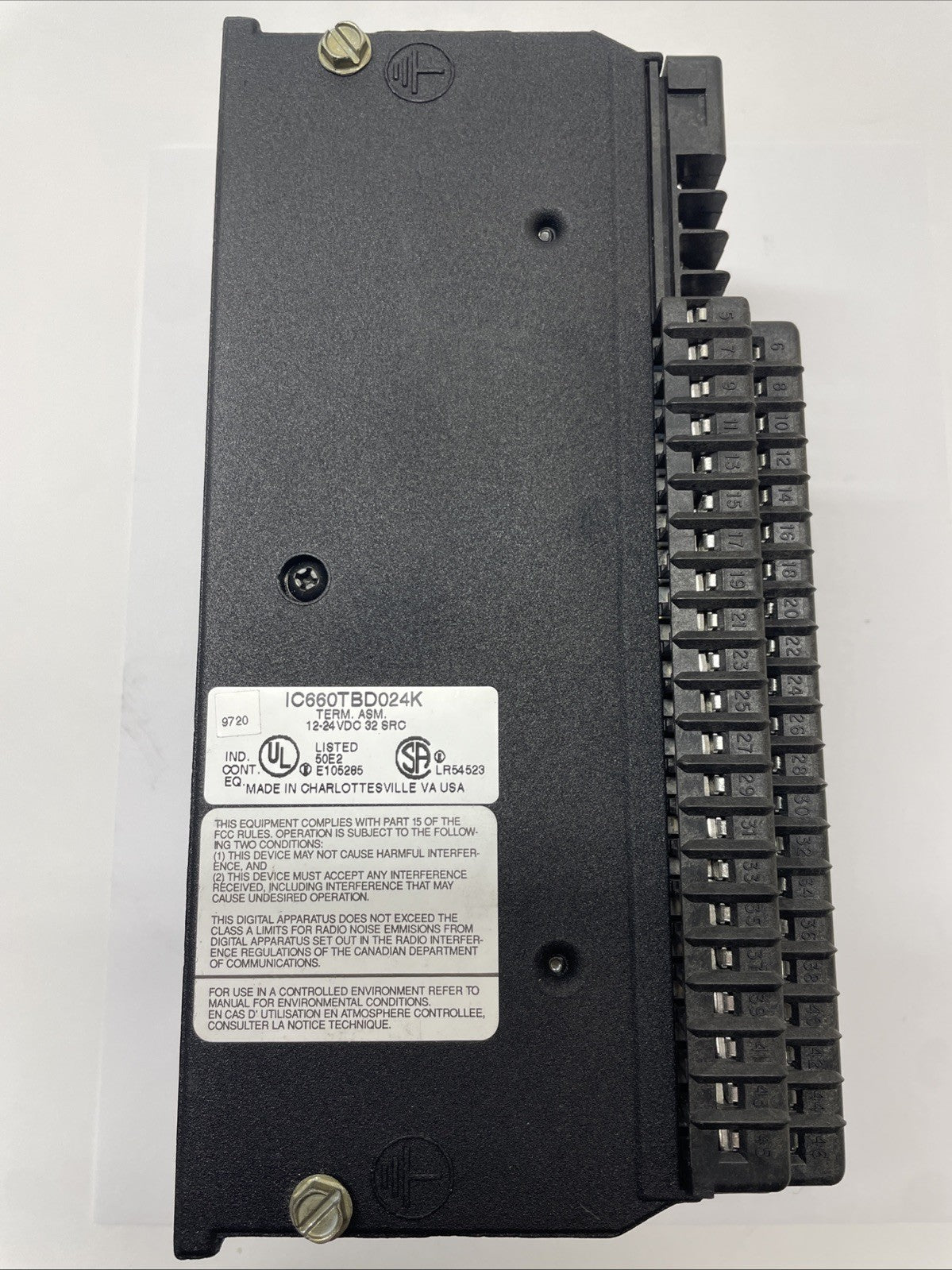 GE Fanuc IC660BBD024 GENUIS I/O Block 32-Circuit 12-24 VDC (EBD024T + TBD024K)