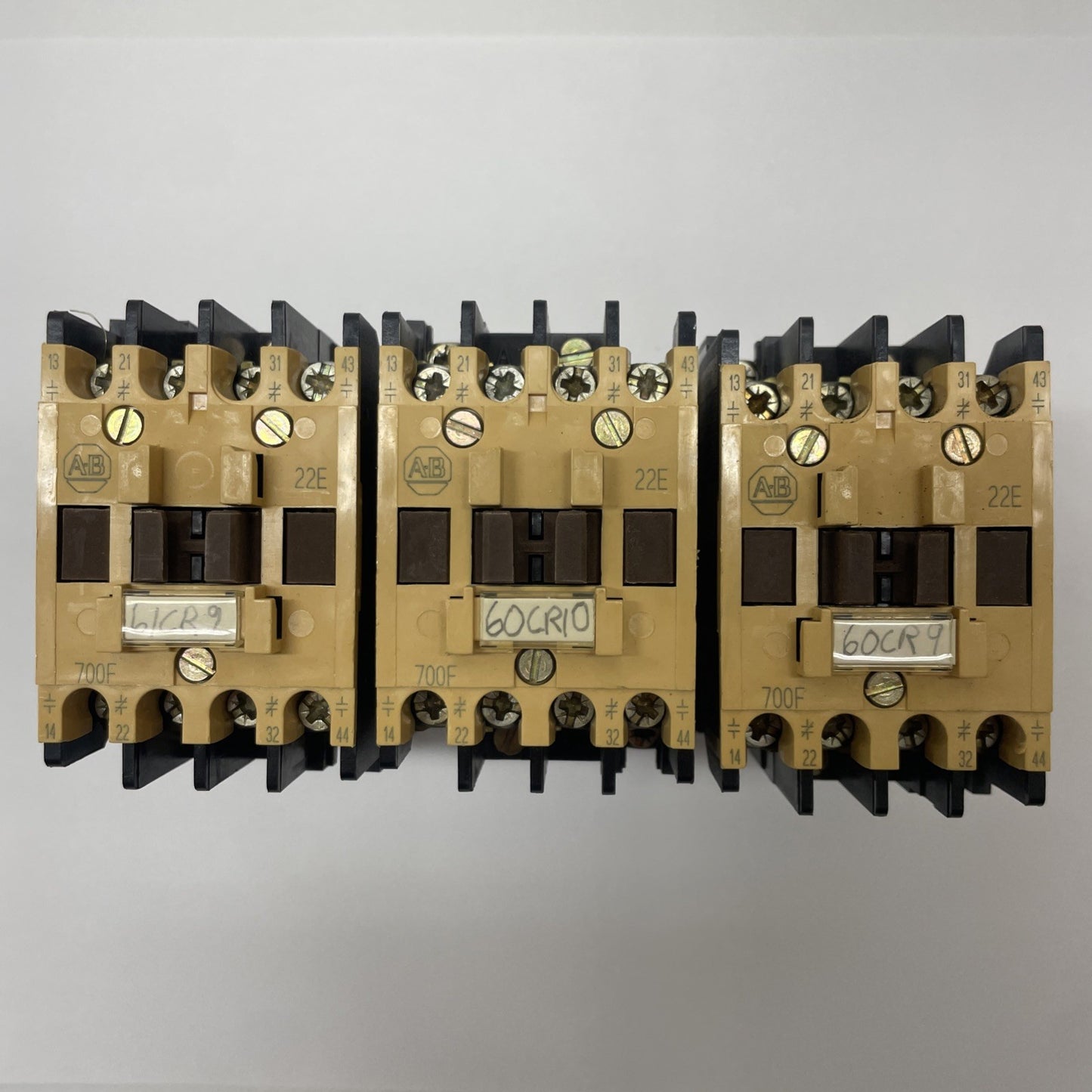 (LOT OF 3) Allen Bradley 700-F220A1 Ser B Relay 10A 600VAC 110/120V