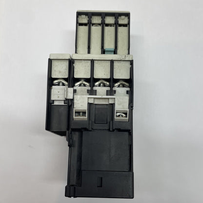 Siemens Sirius 3RT1325-1B, Motor Contactor w/ 3RH1921-1FA22 Contactor