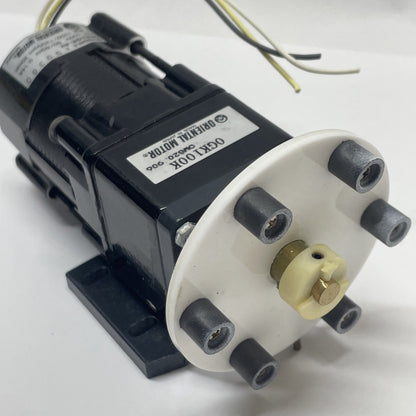 ORIENTAL MOTOR ORK1GK-A3 1W 100V 0.14A REVERSIBLE MOTOR w/ OGK100K GEAR HEAD BOX