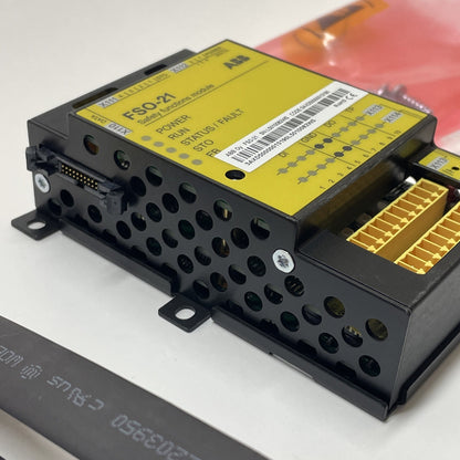 ABB FSO-21 + Sparepart Kit FS0-21 Safety Function Module 3AXD50000013190 MS