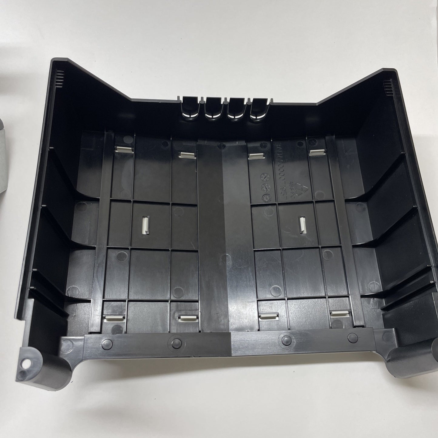 ABB 3AXD50000010051F / 3AXD50000010051 CONDUIT BOX ACS880 R6