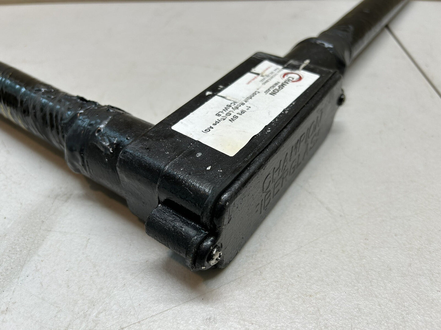 CHAMPION FIBERGLASS 10C-SW-LB / 1" IPS SW CONDUIT BODY LB TYPE AG / NEW