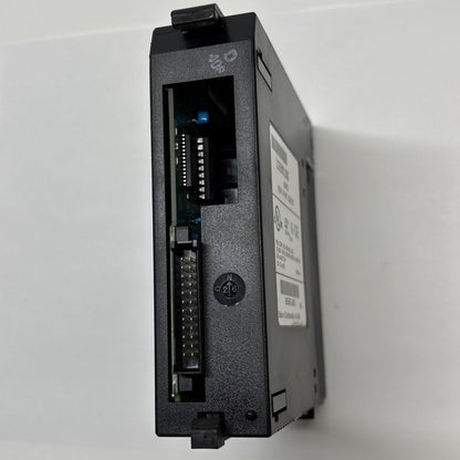 GE Fanuc IC693MDL930G Series 90-30 Isolated Relay Output Module 8PT 4A