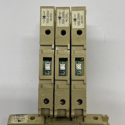 (LOT OF 4) Weidmuller KDKS1/EN4 Terminal Block Fuse DIN Rail 500V 6.3A 4 mm²