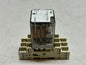 ALLEN BRADLEY / 700-HB32A1-4 RELAY SERIES E / WITH 700-HN154 SER A SOCKET BASE