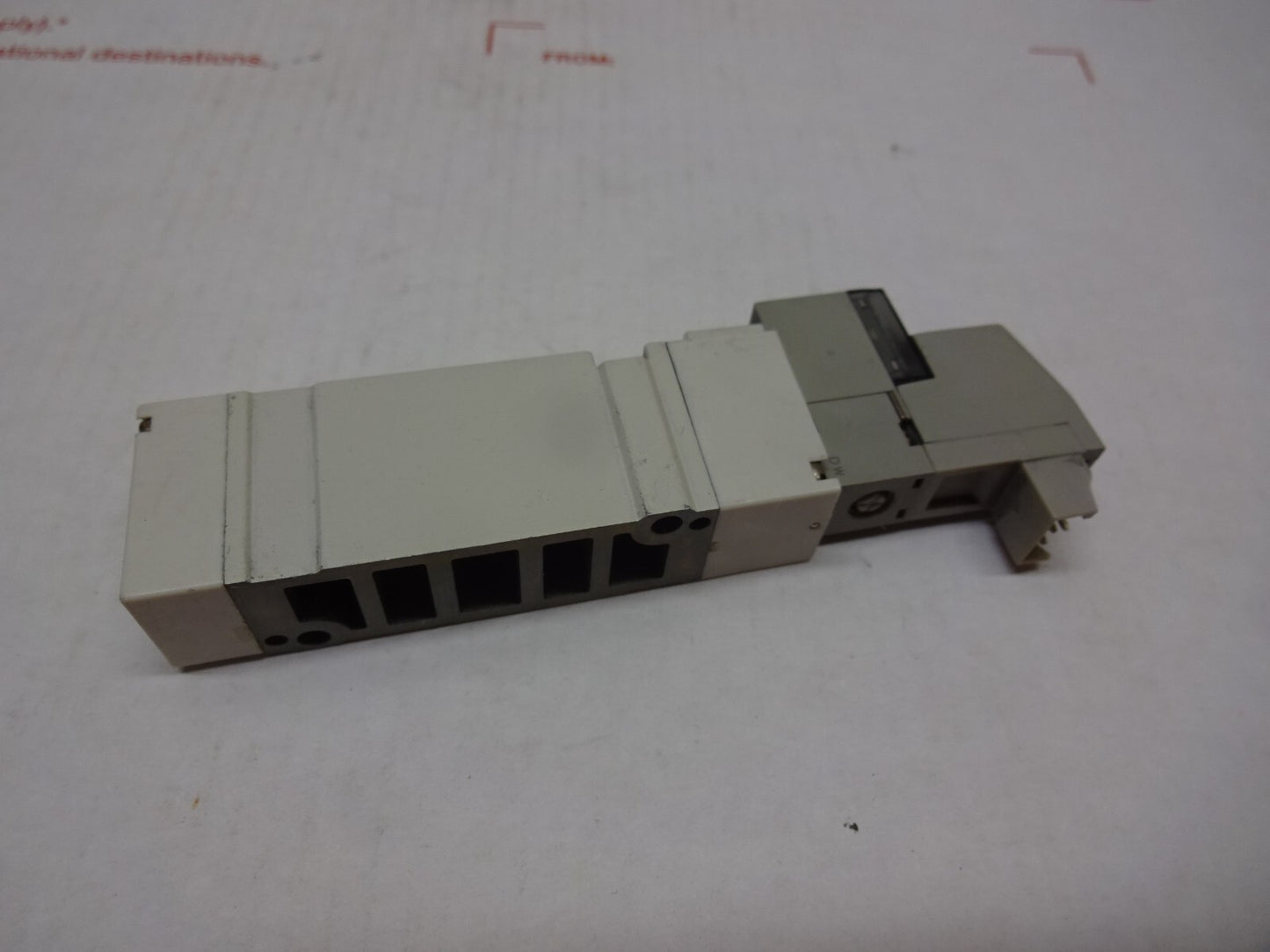 SMC SY5140-5FUD / 24VDC / SUPPLY PRESS 0.15-0.7MPA