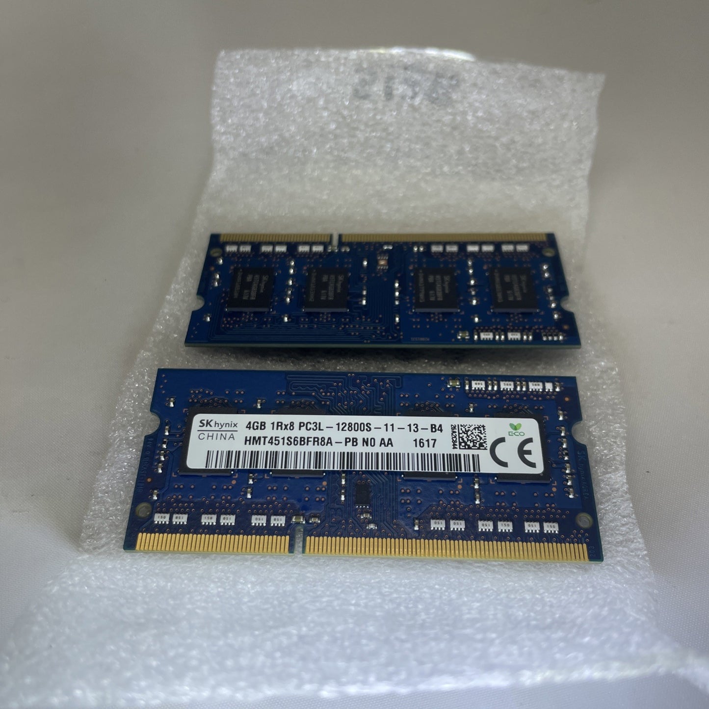 SK Hynix 4GB 1RX8 PC3L-12800S-11-13-B4 Laptop Memory HMT451S6BFR8A (LOT OF 2)