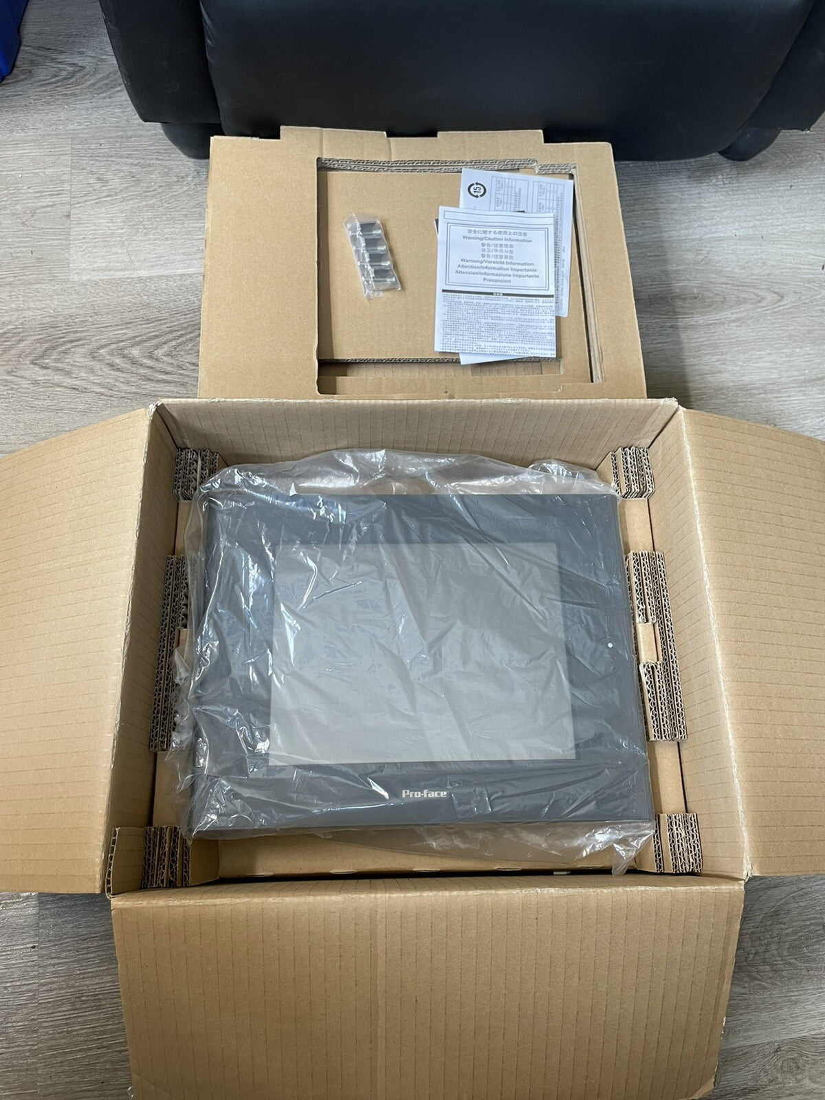 NEW Pro-face GP2501-SC11 Touch Screen GP2501SC11 3180021-04