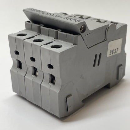 BUSS CHCC3 CIRCUIT BREAKER BUSSMANN 600V 30A WITH (3) LP-CC-5 FUSES