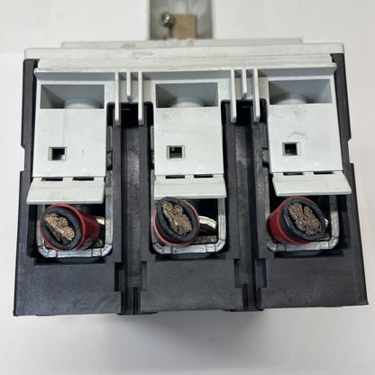 Moeller DA0V-NZM7 P7-100 100A 500V AC 220V DC Switch