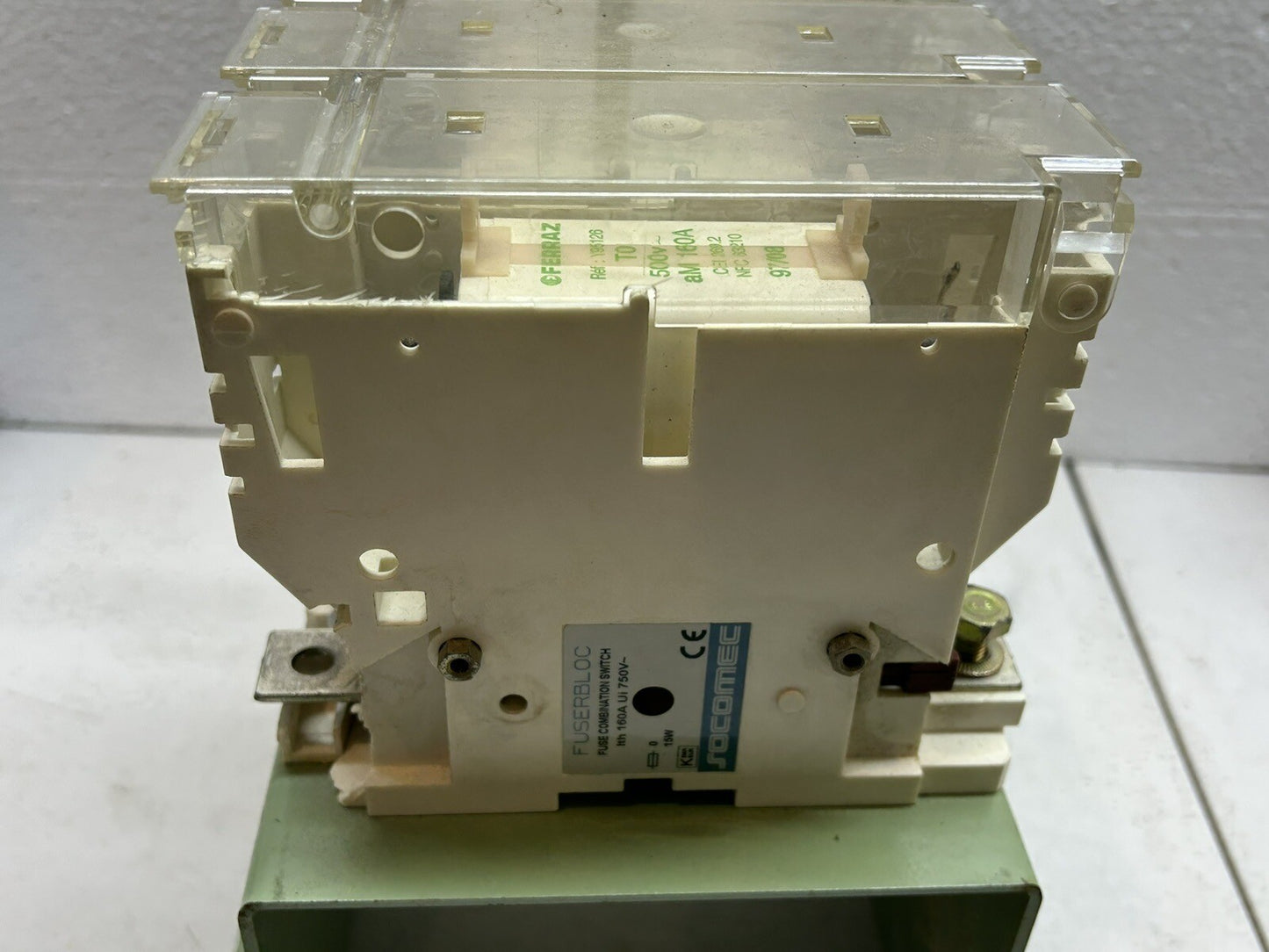 SOCOMEC IEC 947-3 / 23A 160A 500V-50HZ FUSERBLOC FUSE COMBO SWITCH UI 750V~ 15W