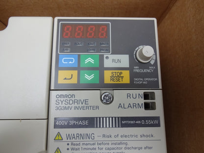 OMRON 3G3MV-C4004 / SYSDRIVE INVERTER 400V / 3PH / 0.55KW / NEW IN BOX