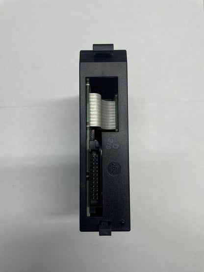 GE Fanuc IC693MDL752E 32-Point Negative Logic DC Output Module 5/12/24 V