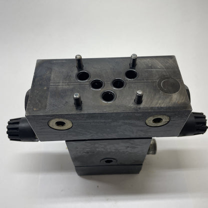Parker D3W4CNYC1 Directional Control Valve + CP0M3DDN50 Check Valve