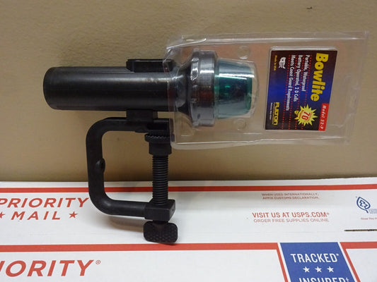 FULTON 52-P / BOWLITE / PORTABLE WATERPROOF BATTERY OPERATED BOAT LIGHT / NEW