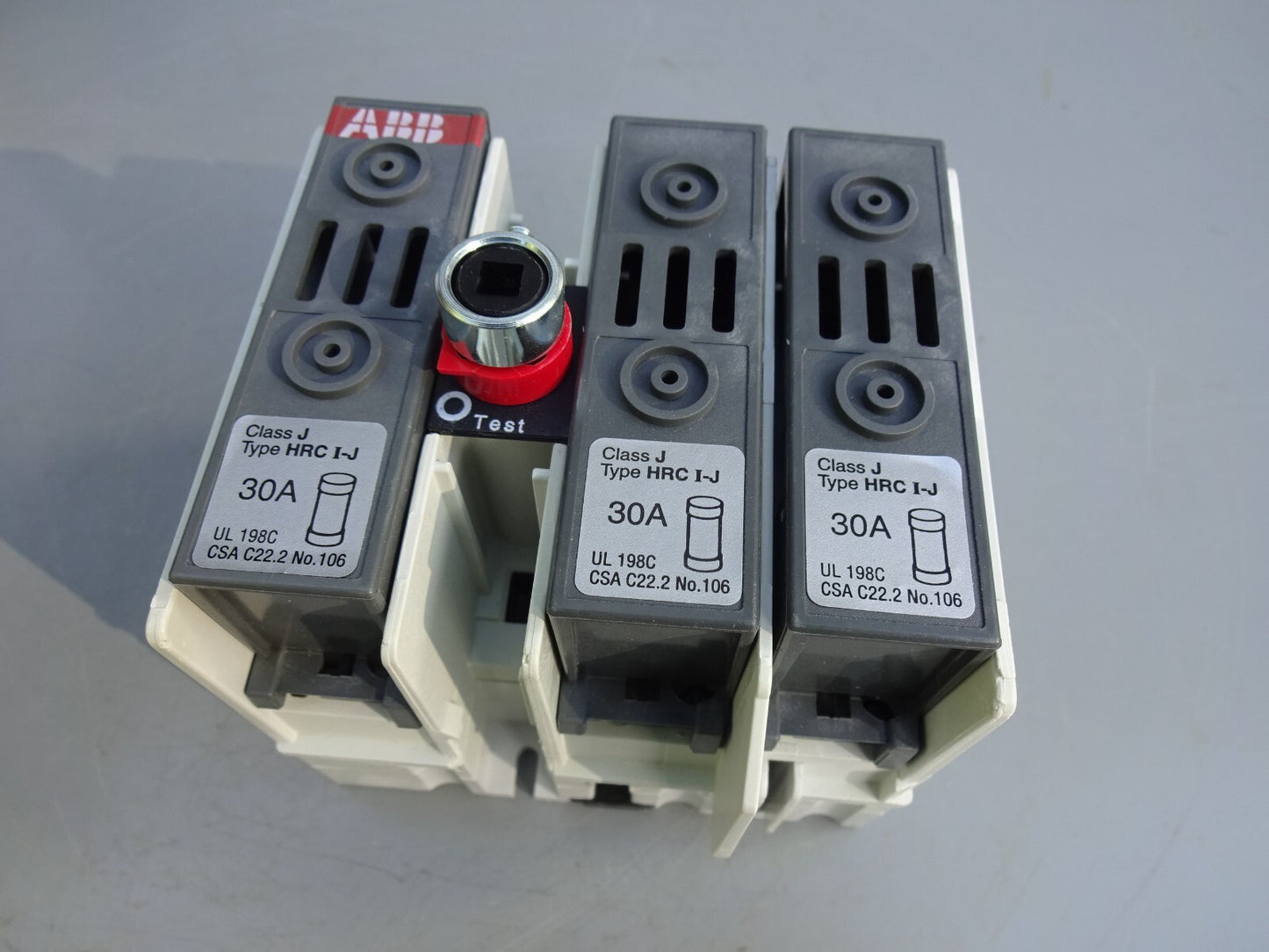 ABB 1SCA022548R9810 / 0S30AJ12 / 30AMP TYPE HRC FUSE SWITCH / NEW IN BOX