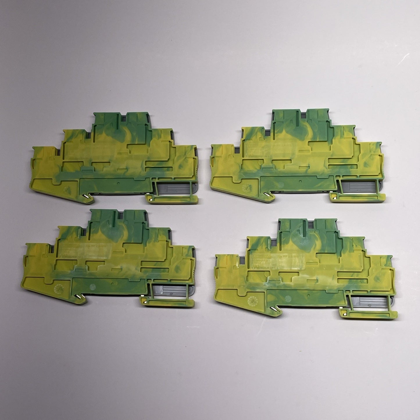 (Lot of 4) Phoenix Contact PIT2,5-3PE Spring Gage Ground Terminal Block