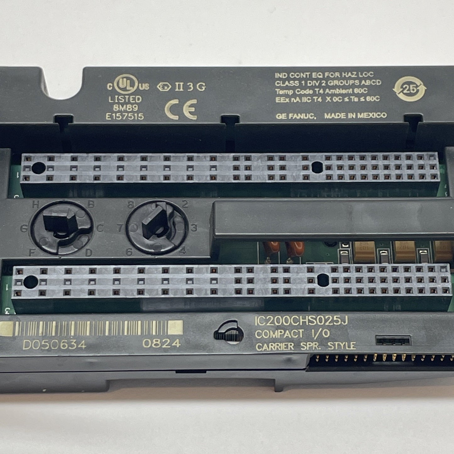 GE Fanuc IC200CHS025J VersaMax Compact Spring-Style I/O Carrier (36-terminals)
