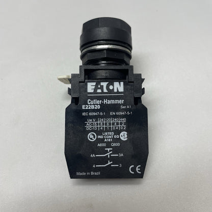 CUTLER-HAMMER E22B20 CONTACT BLOCK SER.A1 W/E22DE BUTTON GREEN