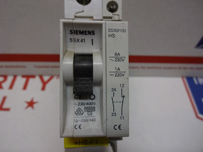 SIEMENS 5SX41 / C2 / 1 POLE CIRCUIT BREAKER WITH 5SX9100HS CONTACT BLOCK