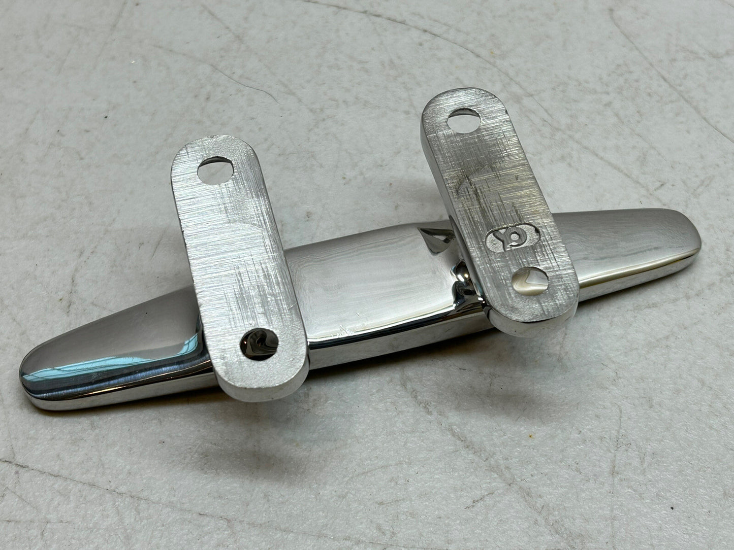 SEA DOG 041906-1 HEAVY DUTY STAINLESS STEEL 5.5" LOW SILHOUETTE OPEN BASE CLEAT