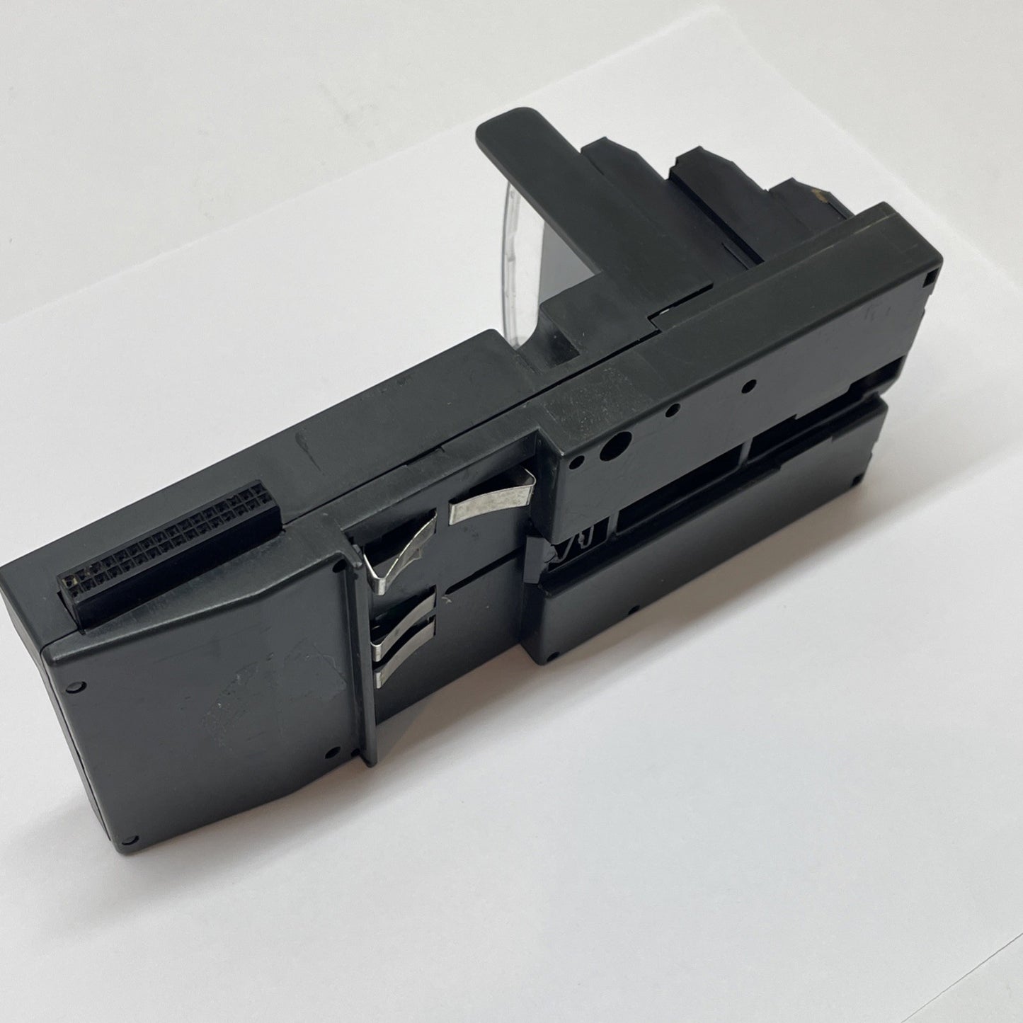 GE Fanuc IC200CHS022D Compact I/O Carrier Module, 36-terminal