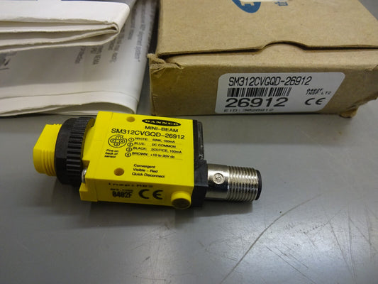 BANNER ENGINEERING SM312CVGQD-26912 / 26912 / 10-30VDC / NEW WITH BOX