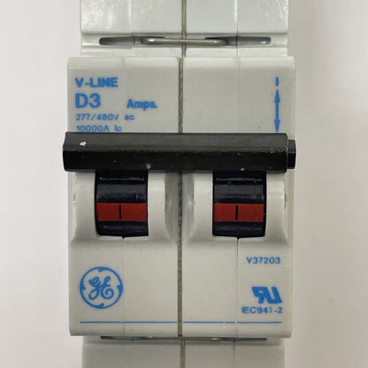 GE V-Line V37203 3 A 2-Pole 277/480 VAC D-Curve Circuit Breaker