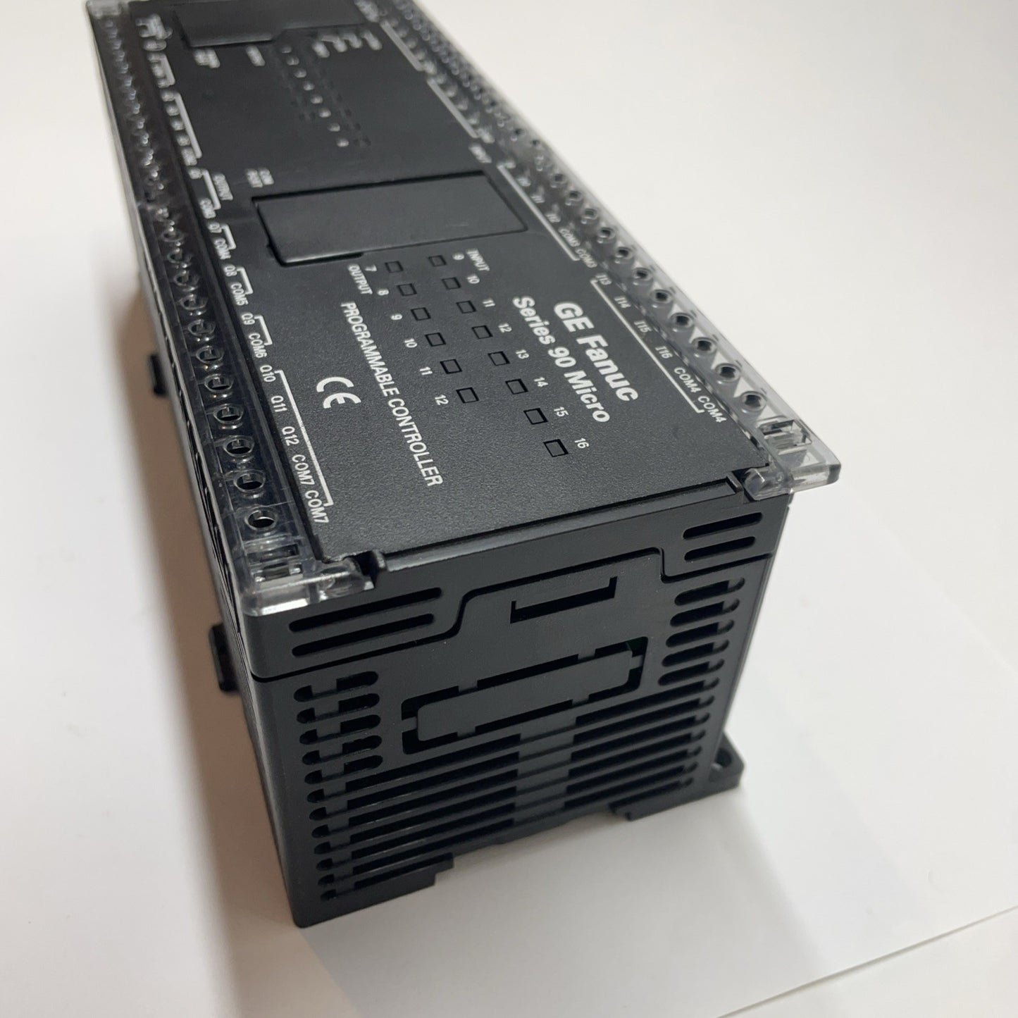 GE Fanuc IC693UDR005FP1 Series 90 Micro PLC, 16x Inputs, 12x Outputs  100-240VAC