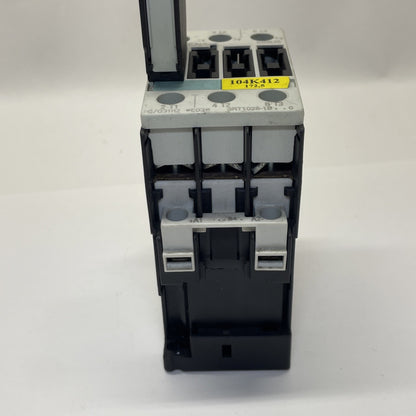 Siemens 3RT1025-1B..0 Contactor w/ 3RH1921-1CA10 Aux Contact Block