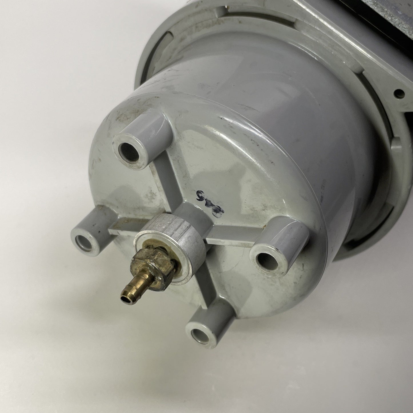 Universal Pneumatic Controls M302-180 Pneumatic Actuator